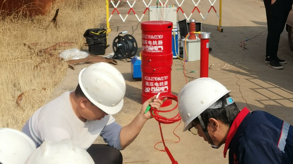 串聯(lián)諧振耐壓試驗(yàn)裝置